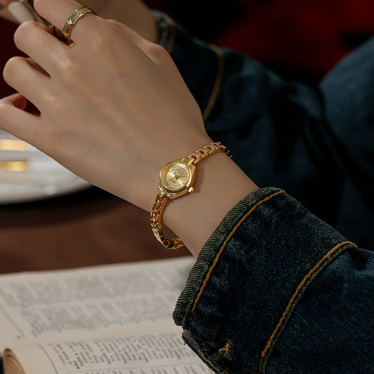 Mid-ancient Simple And Light Luxury Quartz Mini Round Elegant Steel Belt Casual Women's Watch
